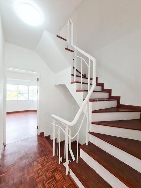 undefined, Bangkok, Chan Kasem, Chatuchak, Bangkok, 4 Bedrooms, 325 sqm, Townhouse For Sale, by Narinthira Roengrit, 500564874 - DDproperty.com