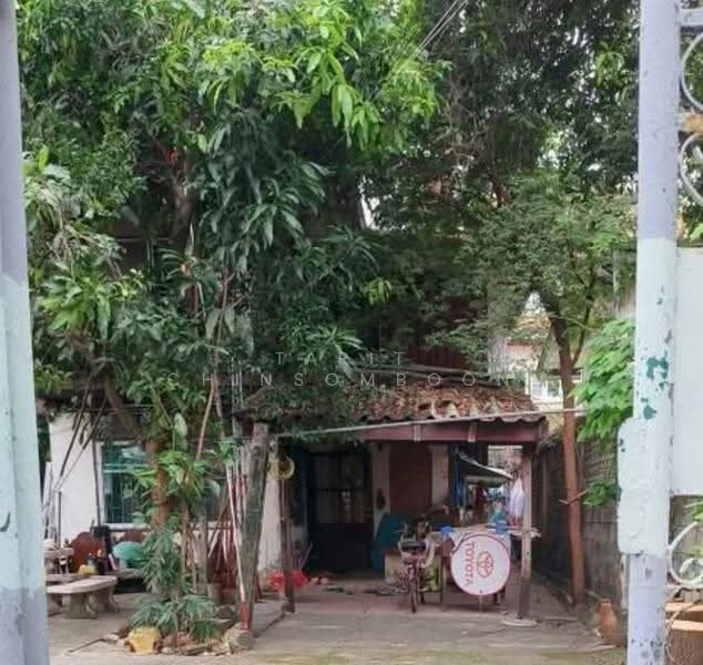 3-BR House, Bangkok, Chan Kasem, Chatuchak, Bangkok, 3 Bedrooms, 240 sqm, Single Detached House For Sale, by Tarit Chinsomboon, 500564875 - DDproperty.com
