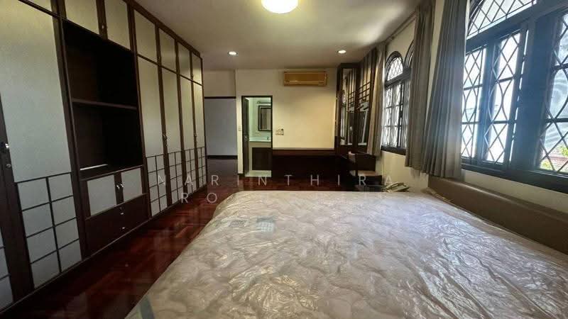 5-BR House, Bangkok, Khong Tan, Khlong Toei, Bangkok, 5 Bedrooms, 434 sqm, Single Detached House For Rent, by Narinthira Roengrit, 500564898 - DDproperty.com