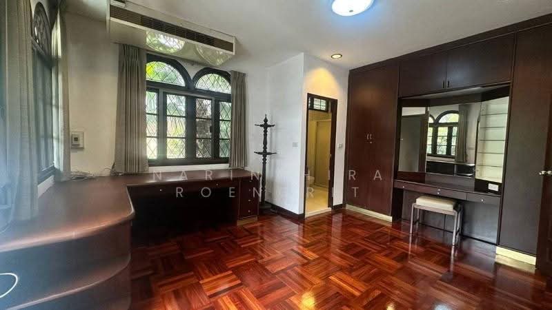 5-BR House, Bangkok, Khong Tan, Khlong Toei, Bangkok, 5 Bedrooms, 434 sqm, Single Detached House For Rent, by Narinthira Roengrit, 500564898 - DDproperty.com