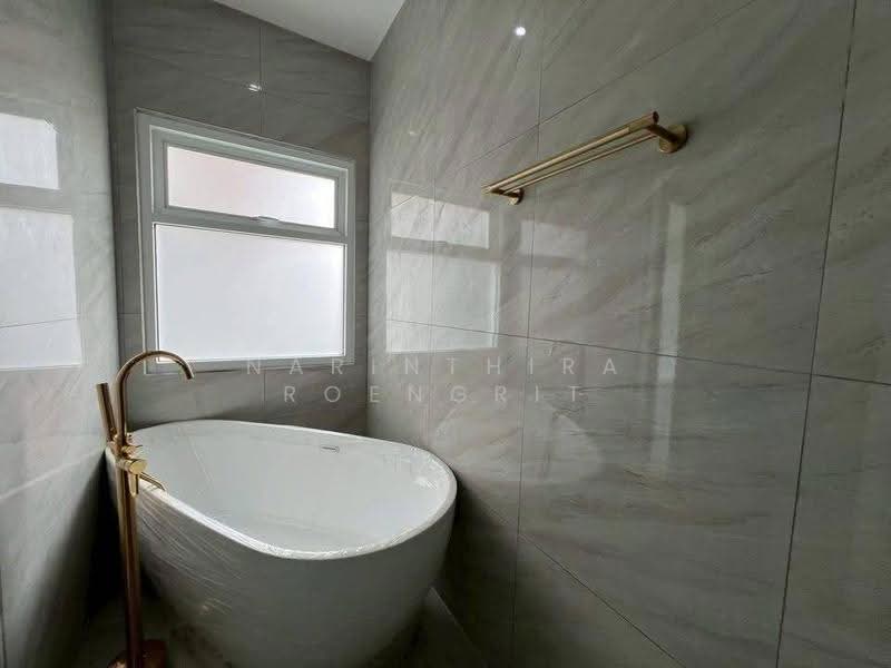 undefined, Bangkok, Prawet, Bangkok, 4 Bedrooms, 488 sqm, Single Detached House For Sale, by Narinthira Roengrit, 500564931 - DDproperty.com