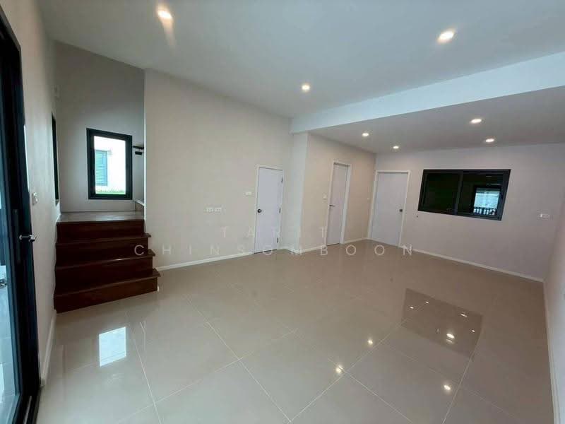 PLEX Onnut - Wongwaen, Bangkok, Sukhaphiban 2 Road, Dok Mai, Prawet, Bangkok, 3 Bedrooms, 76 sqm, Townhouse For Sale, by Tarit Chinsomboon, 500564963 - DDproperty.com