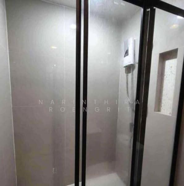 XT Huaikhwang, Bangkok, 244 Ratchadaphisek Road, Huai Khwang, Bangkok, Studio, 30 sqm, Condo For Rent, by Narinthira Roengrit, 500564977 - DDproperty.com