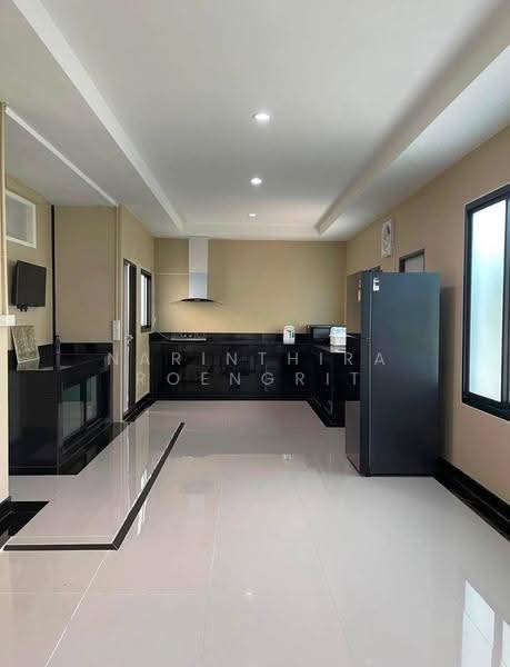 Baan Lalin The Young Executive Onnut-Wongwaen-Suwannabhumi, Bangkok, Chaloem Phrakiat Rama 9 Road, Dok Mai, Prawet, Bangkok, 3 Bedrooms, 140 sqm, Single Detached House For Rent, by Narinthira Roengrit, 500564988 - DDproperty.com