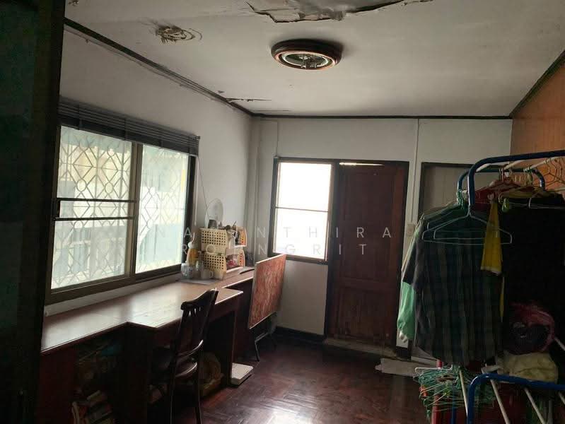 4-BR Townhouse, Bangkok, Bang Sue, Bangkok, 4 Bedrooms, 220 sqm, Townhouse For Sale, by Narinthira Roengrit, 500565003 - DDproperty.com