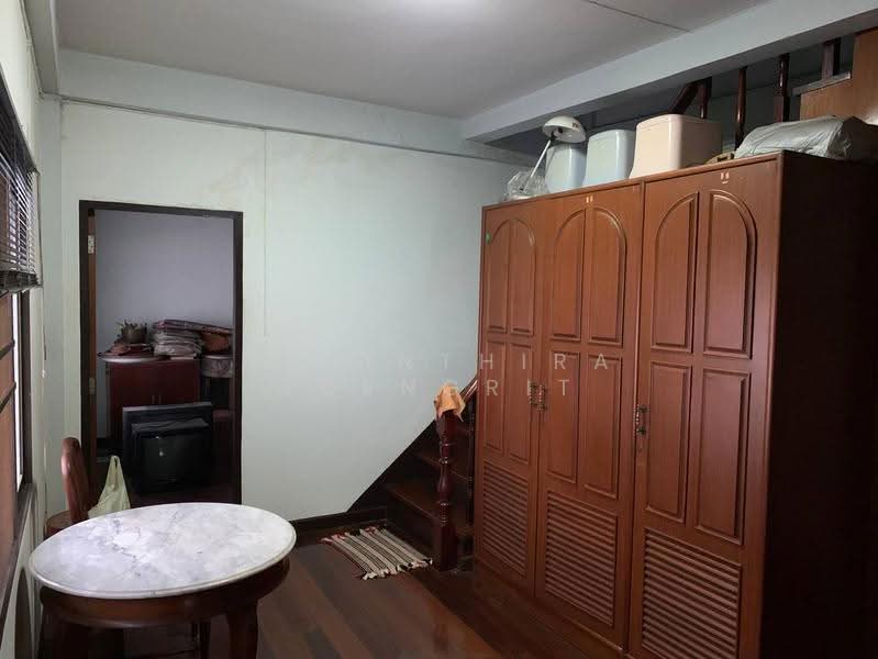 ทาวน์เฮ้าส์ 4-ห้องนอน, กรุงเทพ, บางซื่อ, กรุงเทพ, 220 ตร.ม., ทาวน์เฮ้าส์ ขาย, โดย Narinthira Roengrit, 500565003 - DDproperty.com