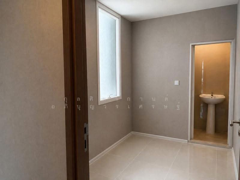 Menam Residences, Bangkok, 2088 Charoenkrung Road, Wat Prayakrai, Bang Kho Laem, Bangkok, 3 Bedrooms, 160 sqm, Condo For Sale, by กุลศิตากานต์ อภิบุญวรเศรษฐ์, 500565006 - DDproperty.com