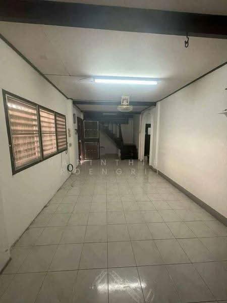 2-BR House, Bangkok, Lat Krabang, Bangkok, 2 Bedrooms, 93 sqm, Single Detached House For Sale, by Narinthira Roengrit, 500565032 - DDproperty.com
