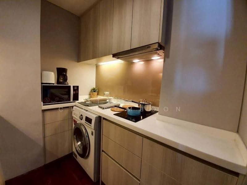 The Lumpini 24, Bangkok, Sukhumvit 24 Road, Khong Tan, Khlong Toei, Bangkok, 2 Bedrooms, 55 sqm, Condo For Rent, by Tarit Chinsomboon, 500565037 - DDproperty.com