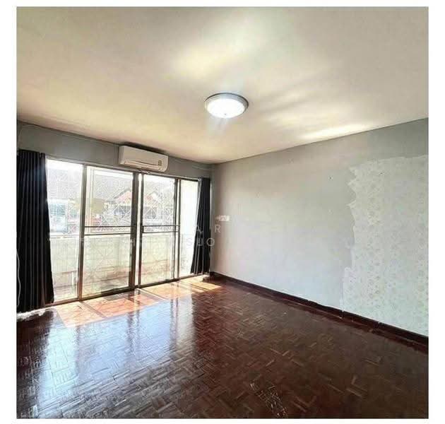 3-BR Townhouse, Bangkok, Bang Khae, Bangkok, 3 Bedrooms, 150 sqm, Townhouse For Sale, by Tarit Chinsomboon, 500565042 - DDproperty.com