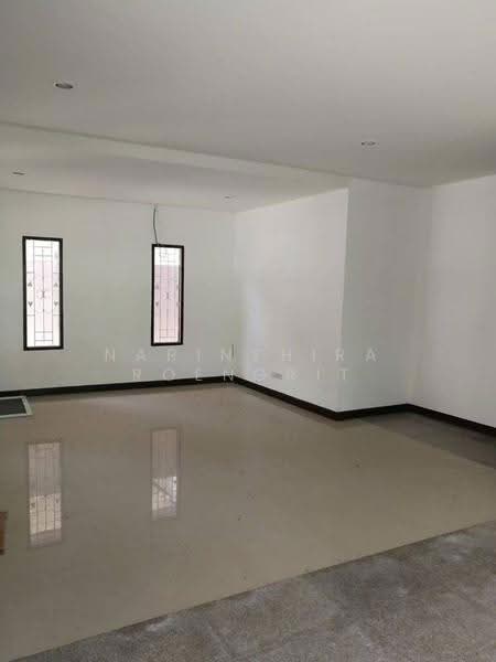 undefined, Bangkok, Sam Wa Tawan Tok, Khlong Sam Wa, Bangkok, 3 Bedrooms, 300 sqm, Single Detached House For Sale, by Narinthira Roengrit, 500565053 - DDproperty.com