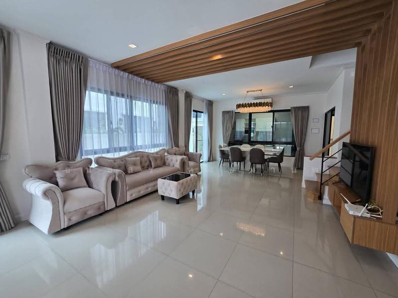 Supalai Essence Suanluang, Bangkok, Prawet, Bangkok, 4 Bedrooms, 380 sqm, Single Detached House For Rent, by Thanatsorn Hongmanop, 500565097 - DDproperty.com