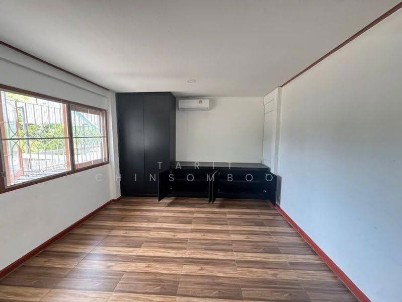5-BR House, Bangkok, Suan Luang, Bangkok, 5 Bedrooms, 250 sqm, Single Detached House For Sale, by Tarit Chinsomboon, 500565115 - DDproperty.com