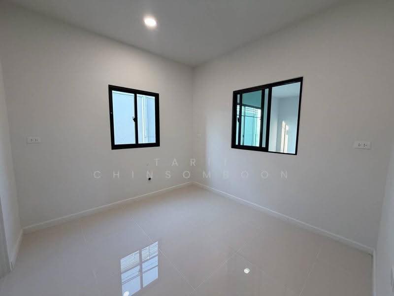 undefined, Bangkok, Khlong Sam Prawet, Lat Krabang, Bangkok, 4 Bedrooms, 300 sqm, Single Detached House For Sale, by Tarit Chinsomboon, 500565120 - DDproperty.com