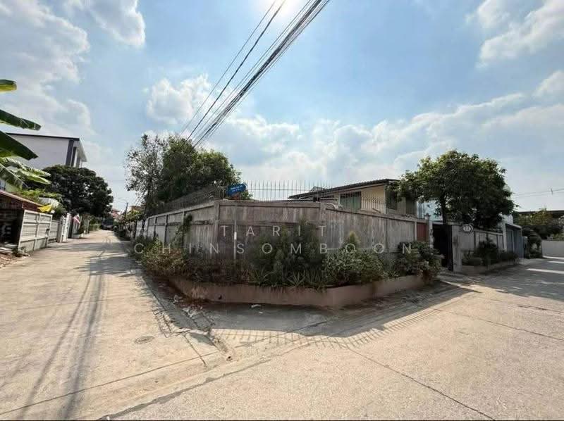 3-BR House, Bangkok, Lat Phrao, Bangkok, 3 Bedrooms, 150 sqm, Single Detached House For Sale, by Tarit Chinsomboon, 500565123 - DDproperty.com