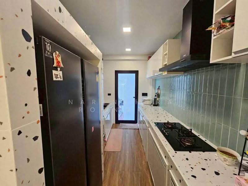 Nakarin Garden Village, Bangkok, Soi Romklao 19/1, Khlong Sam Prawet, Lat Krabang, Bangkok, 4 Bedrooms, 226 sqm, Single Detached House For Sale, by Narinthira Roengrit, 500565199 - DDproperty.com