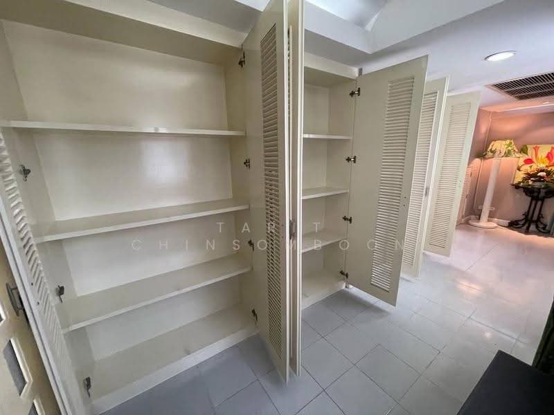 Supalai Place Sukhumvit 39, Bangkok, 175-179 Soi Sukhumvit 39 Sukhumvit Road, Khlong Tan Nua, Watthana, Bangkok, 2 Bedrooms, 142 sqm, Condo For Sale, by Tarit Chinsomboon, 500565208 - DDproperty.com