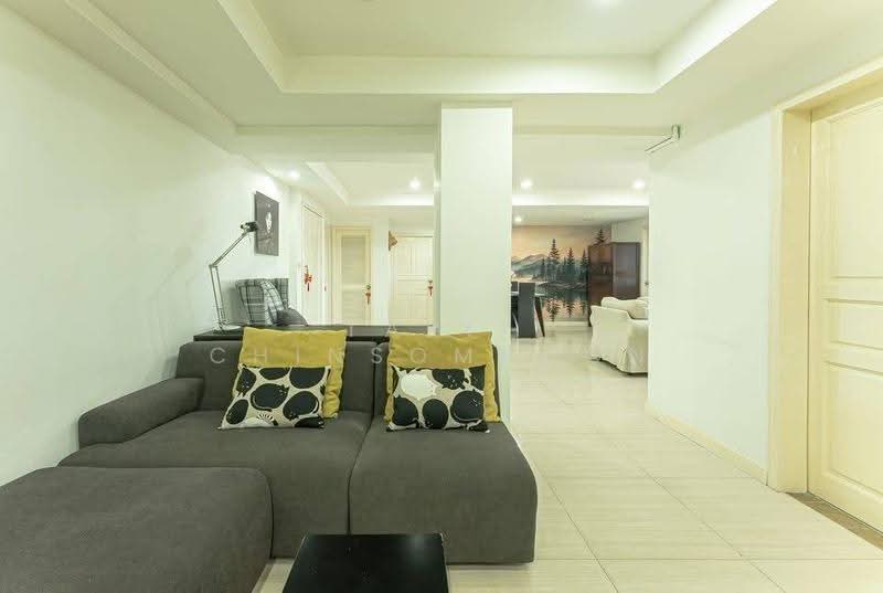 Sribumpen Condo Home, Bangkok, Sathorn, Chong Nonsi, Yan Nawa, Bangkok, 2 Bedrooms, 120 sqm, Condo For Rent, by Tarit Chinsomboon, 500565262 - DDproperty.com