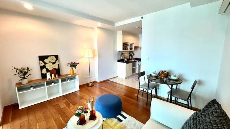Abstracts Phahonyothin Park, Bangkok, 1076 Phahonyothin Road, Jom Phon, Chatuchak, Bangkok, 1 Bedroom, 38 sqm, Condo For Sale, by Tarit Chinsomboon, 500565283 - DDproperty.com