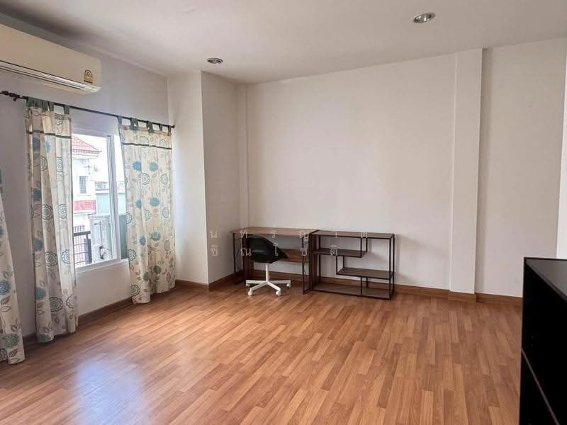 Baan Klang Muang Urbanion Rama 9-Ladprao, Bangkok, Soi Ladprao 84, Ladprao Road, Wang Thonglang, Bangkok, 3 Bedrooms, 160 sqm, Townhouse For Rent, by ปรินทร์ญาดา ชิณโชติ, 500565298 - DDproperty.com
