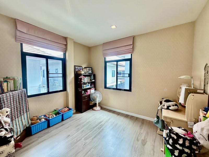Ladda Ville 4 Ban Kluai – Sai Noi, Nonthaburi, Ban Kluay-Sai Noi Road, Phimonrat, Bang Bua Thong, Nonthaburi, 3 Bedrooms, 160 sqm, Single Detached House For Sale, by พรชีวิน สุขสำรวล, 500565331 - DDproperty.com
