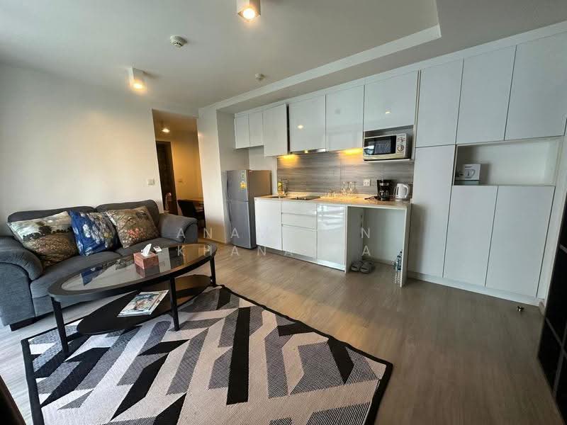 Maestro 02 Ruamrudee, Bangkok, 5-2 Ploenchit Road, Lumphini, Pathum Wan, Bangkok, 1 Bedroom, 33 sqm, Condo For Rent, by Anamalyn Khanarsa, 500565339 - DDproperty.com