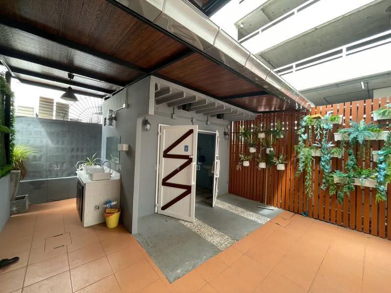 Soonvijai, Bangkok, เพชรบุรี, Bang Kapi, Huai Khwang, Bangkok, , 350 sqm, Retail Space For Rent, by Monchit Surachaidunthavin, 500565342 - DDproperty.com