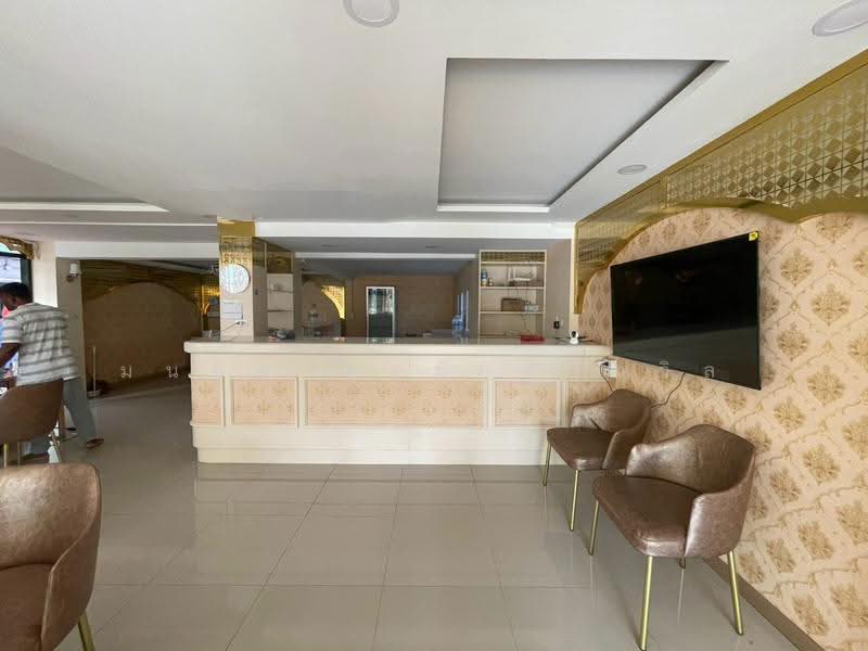 Soonvijai, Bangkok, เพชรบุรี, Bang Kapi, Huai Khwang, Bangkok, , 350 sqm, Retail Space For Rent, by Monchit Surachaidunthavin, 500565342 - DDproperty.com