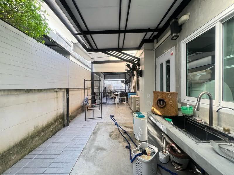 Grand Britania Wongwaen-Ramintra, Bangkok, Kanchanaphisek Ring Road, Sam Wa Tawan Tok, Khlong Sam Wa, Bangkok, 4 Bedrooms, 187 sqm, Single Detached House For Rent, by Forty-Six Real Estate Group, 500565389 - DDproperty.com