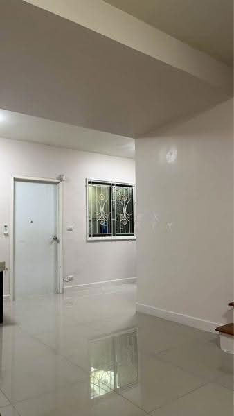 Pruksa Ville 57 Pattanakarn, Bangkok, Soi Pattanakarn 38, Suan Luang, Bangkok, 3 Bedrooms, 21 sqm, Townhouse For Rent, by Connex Property, 500565456 - DDproperty.com