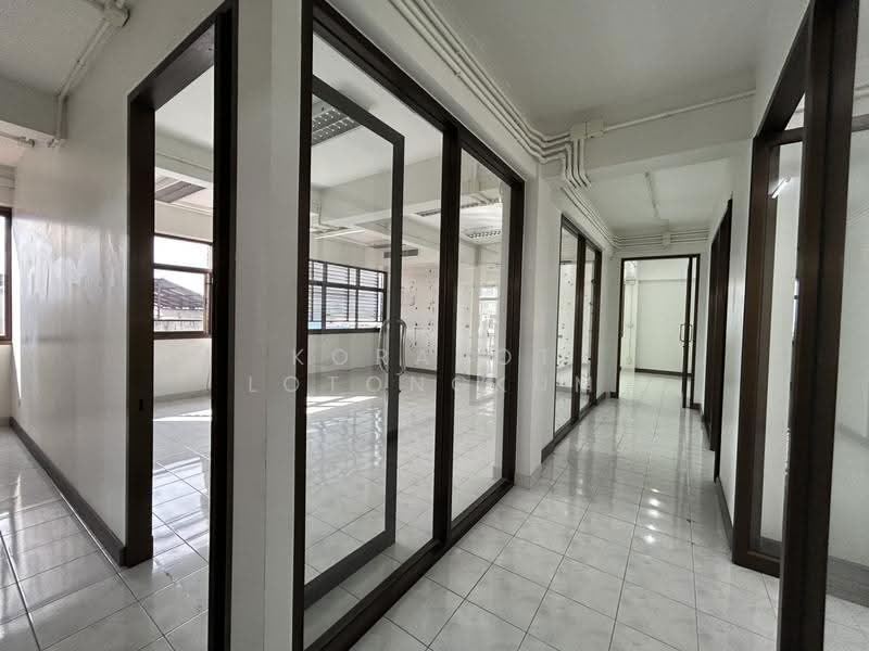 สำนักงาน ออฟฟิศ คลินิก warehouse ให้เช่า @ อ่อนนุช 70/1, กรุงเทพ, ประเวศ, กรุงเทพ, 675 ตร.ม., สำนักงาน ให้เช่า, โดย Korakot Lotongkum, 500565533 - DDproperty.com