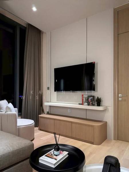 The Esse Asoke, Bangkok, 333 Soi Sukhumvit 21, Sukhumvit Road, Khlongtoei Nua, Watthana, Bangkok, 1 Bedroom, 47 sqm, Condo For Rent, by Kawinthip Wisesdenchai, 500565567 - DDproperty.com