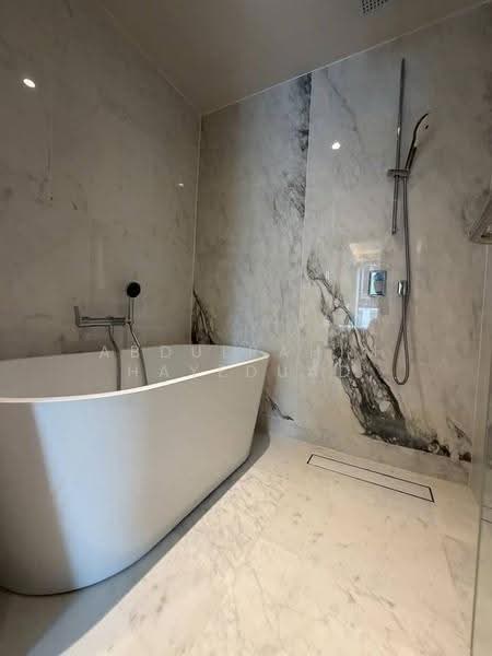 Tonson One Residence, Bangkok, Soi Tonson, Ploenchit Road, Lumphini, Pathum Wan, Bangkok, 2 Bedrooms, 102 sqm, Condo For Rent, by Abdulrahim Hayeduad, 500565678 - DDproperty.com