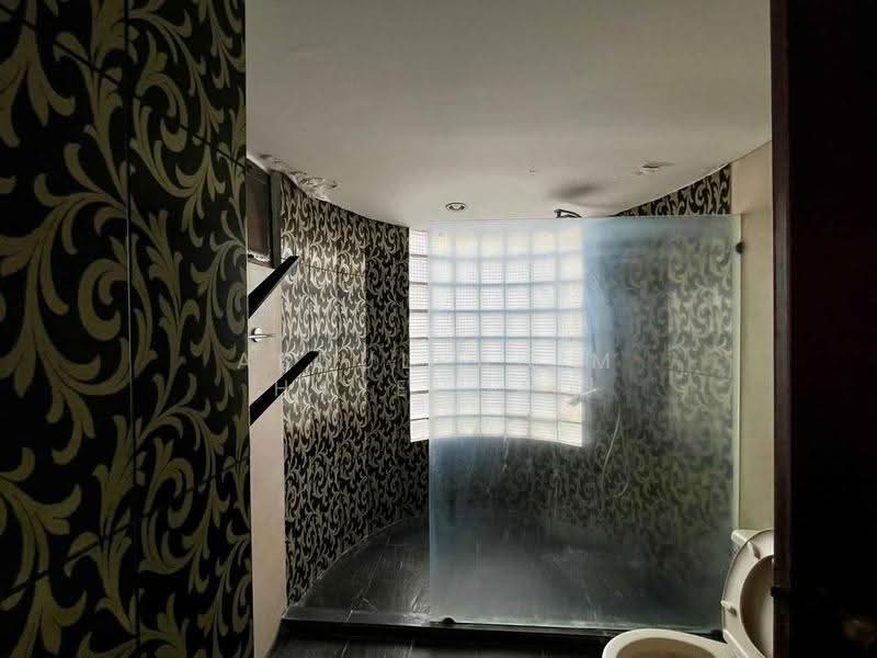 Windsor Tower, Bangkok, 9 Sukhumvit 20 Alley, Khwaeng Khlong Toei, Khlong Toei, Bangkok, 3 Bedrooms, 305 sqm, Condo For Rent, by Abdulrahim Hayeduad, 500565683 - DDproperty.com