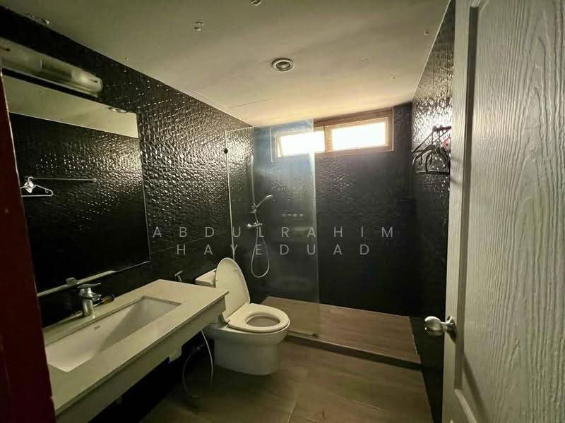 Windsor Tower, Bangkok, 9 Sukhumvit 20 Alley, Khwaeng Khlong Toei, Khlong Toei, Bangkok, 3 Bedrooms, 305 sqm, Condo For Rent, by Abdulrahim Hayeduad, 500565683 - DDproperty.com