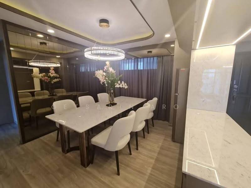 Royal Castle Pattanakarn, Bangkok, 701 Panya Village, Suan Luang, Bangkok, 3 Bedrooms, 139 sqm, Condo For Rent, by Getsarin Aron, 500565713 - DDproperty.com