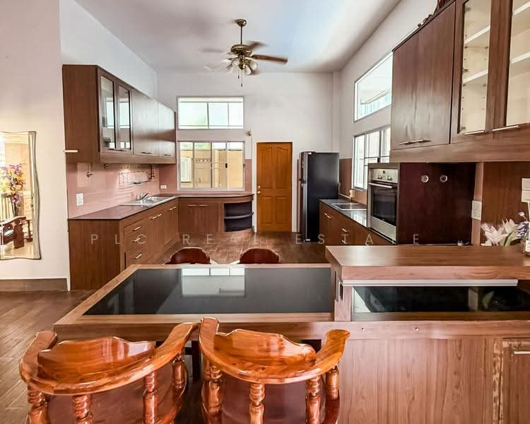 4 Bedroom Pool Villa for Sale Pratumnak Pattaya, chon-buri, Nong Pru, Bang Lamung (Pattaya), Chon Buri (Pattaya), 4 Bedrooms, 450 sqm, Villa For Sale, by PLC real estate, 500565715 - DDproperty.com