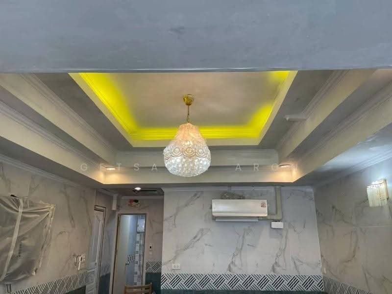 Baan Ratchayothin, Bangkok, Chan Kasem, Chatuchak, Bangkok, 2 Bedrooms, 65 sqm, Condo For Rent, by Getsarin Aron, 500565721 - DDproperty.com