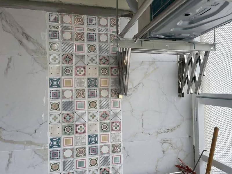 Baan Ratchayothin, Bangkok, Chan Kasem, Chatuchak, Bangkok, 2 Bedrooms, 65 sqm, Condo For Rent, by Getsarin Aron, 500565721 - DDproperty.com