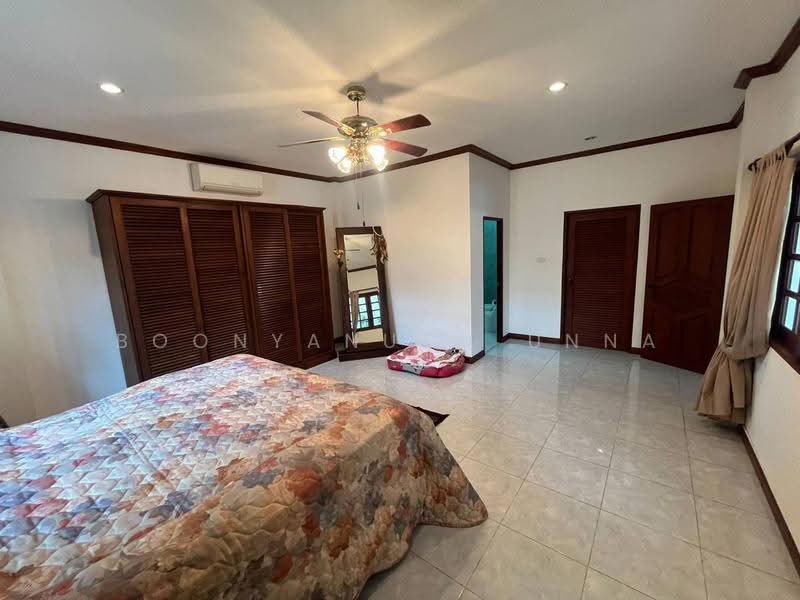 6-BR Villa, Prachuap Khiri Khan, Hua Hin, Prachuap Khiri Khan, 6 Bedrooms, 450 sqm, Villa For Sale, by Boonyanuch Unna, 500565722 - DDproperty.com