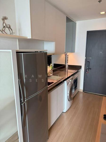 Sky Walk Residences, Bangkok, 1599 Sukhumvit Road, Phra Kanong Nua, Watthana, Bangkok, 1 Bedroom, 40 sqm, Condo For Sale, by Kawinthip Wisesdenchai, 500565779 - DDproperty.com