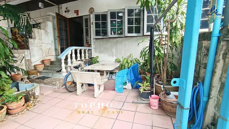 ขายด่วน! ทาวน์โฮม 3 ชั้น หมู่บ้านนนทมิตร ราษฎร์พัฒนา เขตสะพานสูง, กรุงเทพ, ราษฎร์พัฒนา, สะพานสูง, กรุงเทพ, 200 ตร.ม., ทาวน์เฮ้าส์ ขาย, โดย คุณเเอพ, 500565793 - DDproperty.com