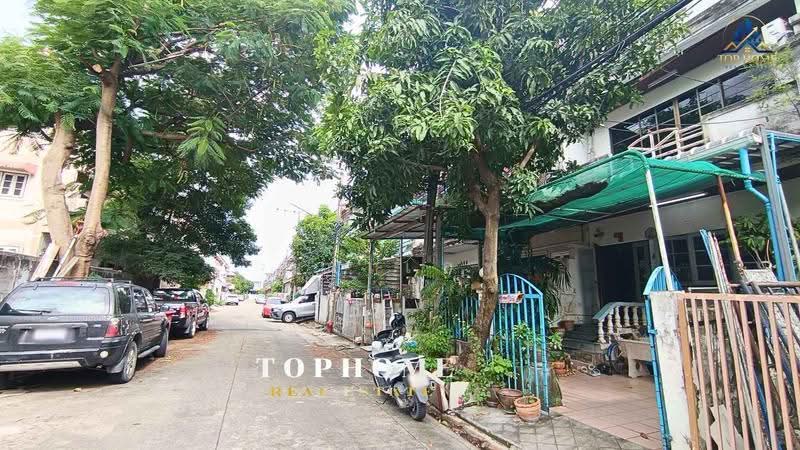 ขายด่วน! ทาวน์โฮม 3 ชั้น หมู่บ้านนนทมิตร ราษฎร์พัฒนา เขตสะพานสูง, กรุงเทพ, ราษฎร์พัฒนา, สะพานสูง, กรุงเทพ, 200 ตร.ม., ทาวน์เฮ้าส์ ขาย, โดย คุณเเอพ, 500565793 - DDproperty.com