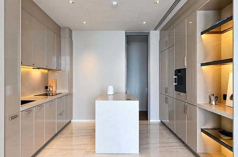 Kraam Sukhumvit 26, bangkok, 55 Soi Sukhumvit 26 Sukhumvit Road, Khong Tan, Khlong Toei, Bangkok, 3 Bedrooms, 188 sqm, Condo For Rent, by Khun Nita, 500565845 - DDproperty.com
