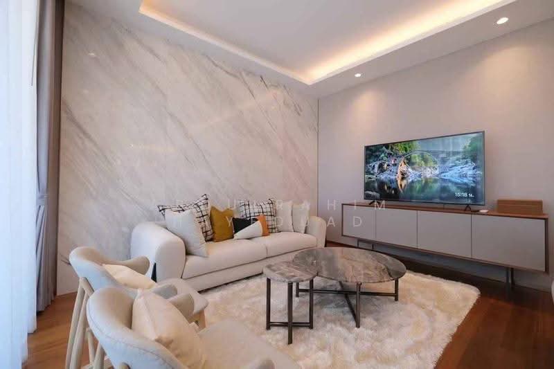 The Estelle Phrom Phong, Bangkok, 131 Soi Sukhumvit 26, Khong Tan, Khlong Toei, Bangkok, 3 Bedrooms, 160 sqm, Condo For Rent, by Abdulrahim Hayeduad, 500565860 - DDproperty.com