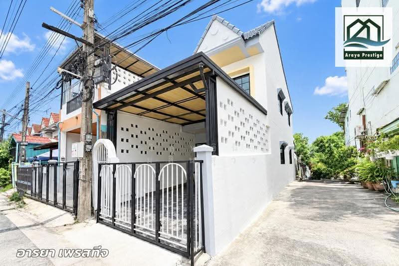 สินทองร่มเกล้า28, Bangkok, Khlong Sam Prawet, Lat Krabang, Bangkok, 3 Bedrooms, 65 sqm, Townhouse For Sale, by วิสุทธินี เฉลิมสินสุวรรณ, 500565915 - DDproperty.com