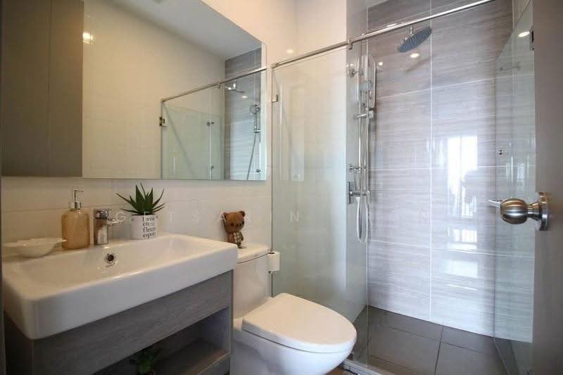 The Esse Asoke, Bangkok, 333 Soi Sukhumvit 21, Sukhumvit Road, Khlongtoei Nua, Watthana, Bangkok, 1 Bedroom, 45 sqm, Condo For Rent, by Getsarin Aron, 500565978 - DDproperty.com