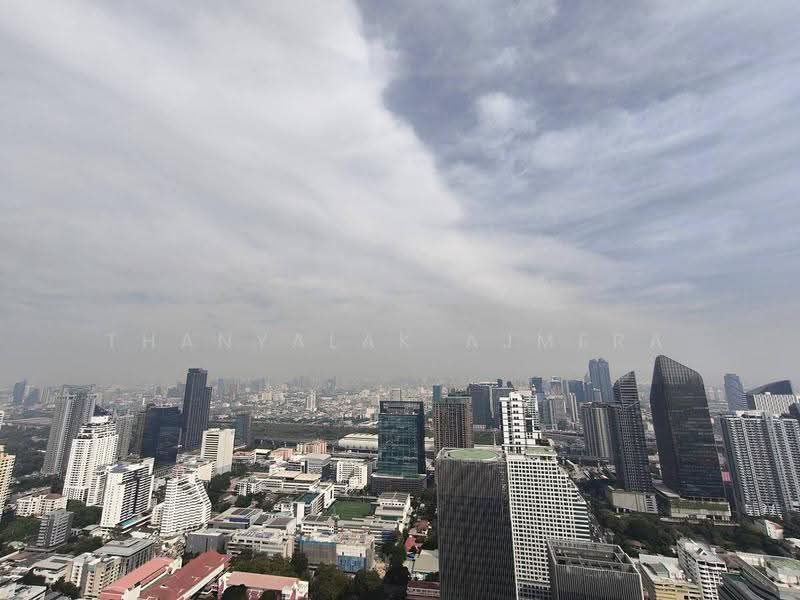 The Esse Asoke, Bangkok, 333 Soi Sukhumvit 21, Sukhumvit Road, Khlongtoei Nua, Watthana, Bangkok, 1 Bedroom, 42 sqm, Condo For Rent, by Thanyalak Ajmera, 500566025 - DDproperty.com