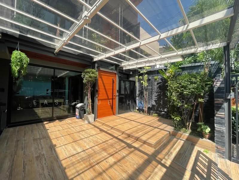 Townhouse Area Ramkhamhaeng, Bangkok, Hua Mak, Bang Kapi, Bangkok, 3 Bedrooms, 220 sqm, Townhouse For Sale, by Eastblue Horizon, 500566051 - DDproperty.com