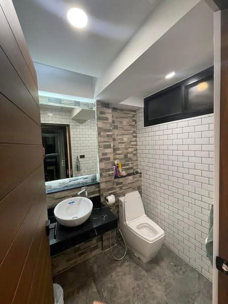 Townhouse Area Ramkhamhaeng, Bangkok, Hua Mak, Bang Kapi, Bangkok, 3 Bedrooms, 220 sqm, Townhouse For Sale, by Eastblue Horizon, 500566051 - DDproperty.com